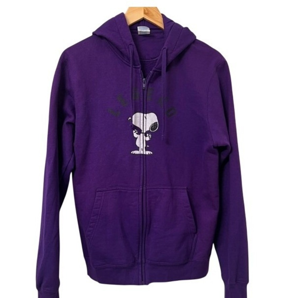Vintage Vibe Peanuts Graphic "Snoopy" Purple Sweat Shirt Classic Unisex Style M